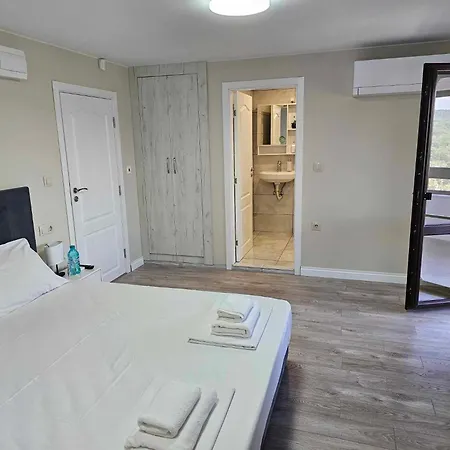 Sunny Hill Gasthof *